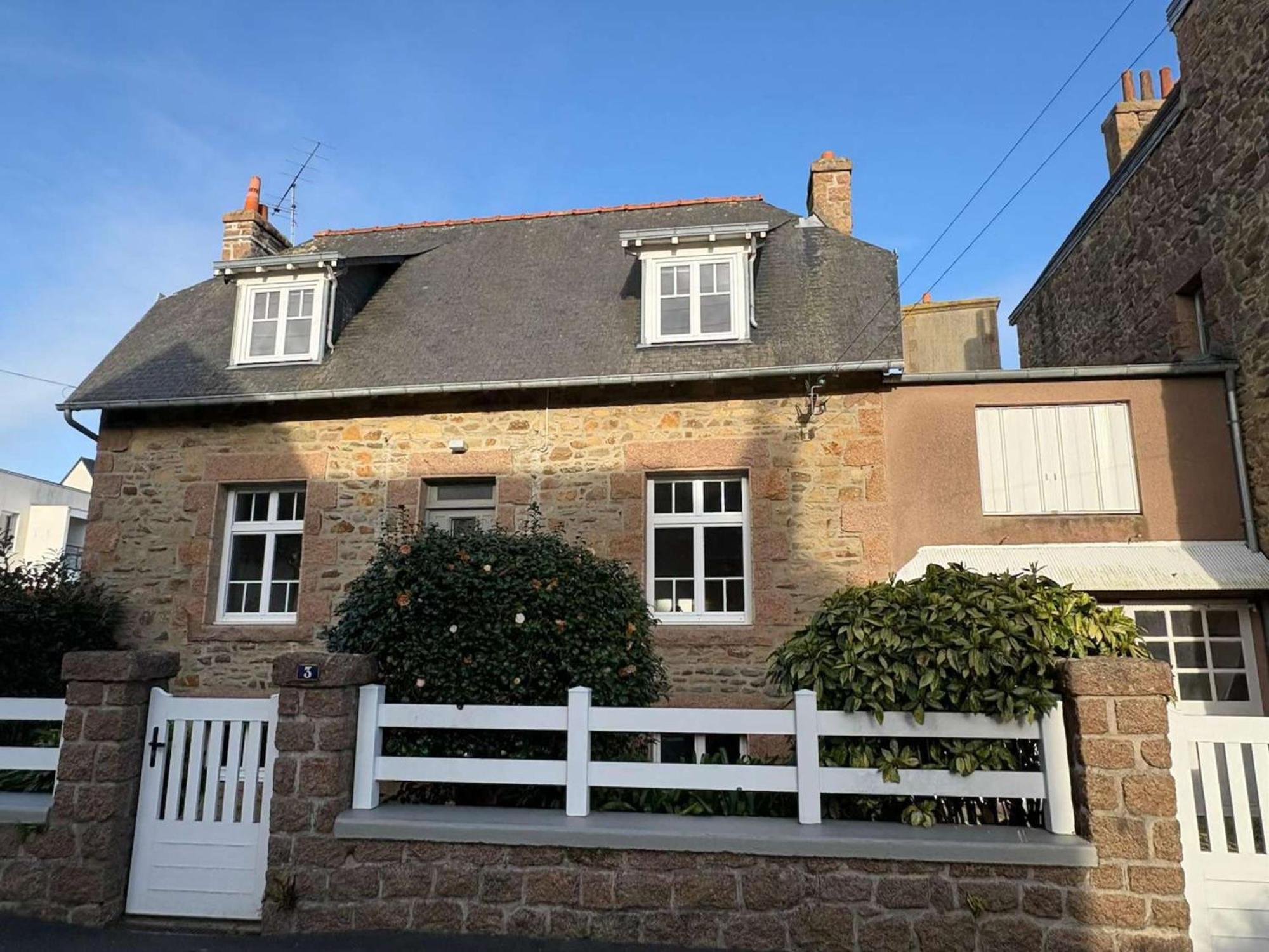 Holiday home Maison De Charme A Perros-guirec, Proche - Fr-1-542-69 *